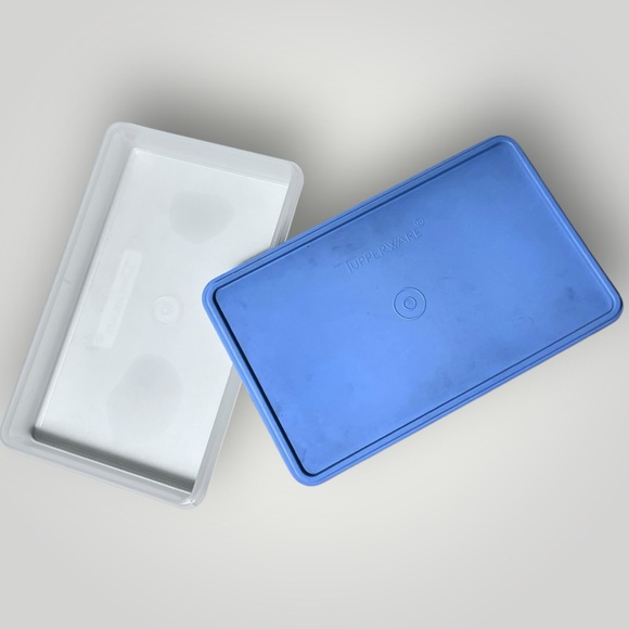 Vintage Tupperware Rectangular Container with Lid - Picture 2 of 14